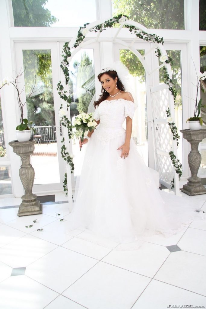 Francesca Le wedding dress