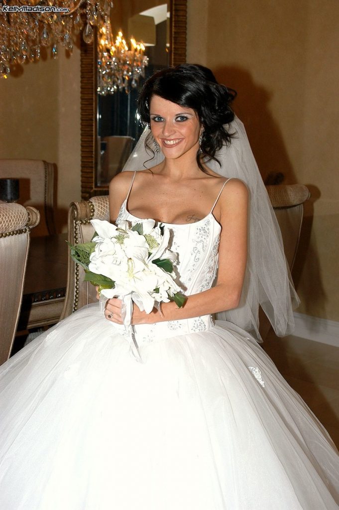 Joslyn James wedding dress